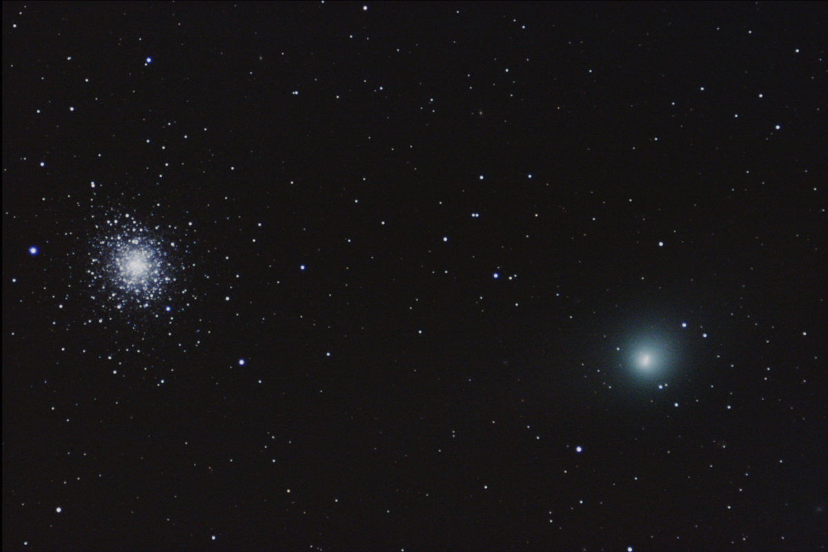 Dazzling Comet Garradd Has Close Encounter with Star Cluster